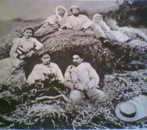 Сергій Мержинський та Леся Українка в родині Косачів. Гадяч.1898
